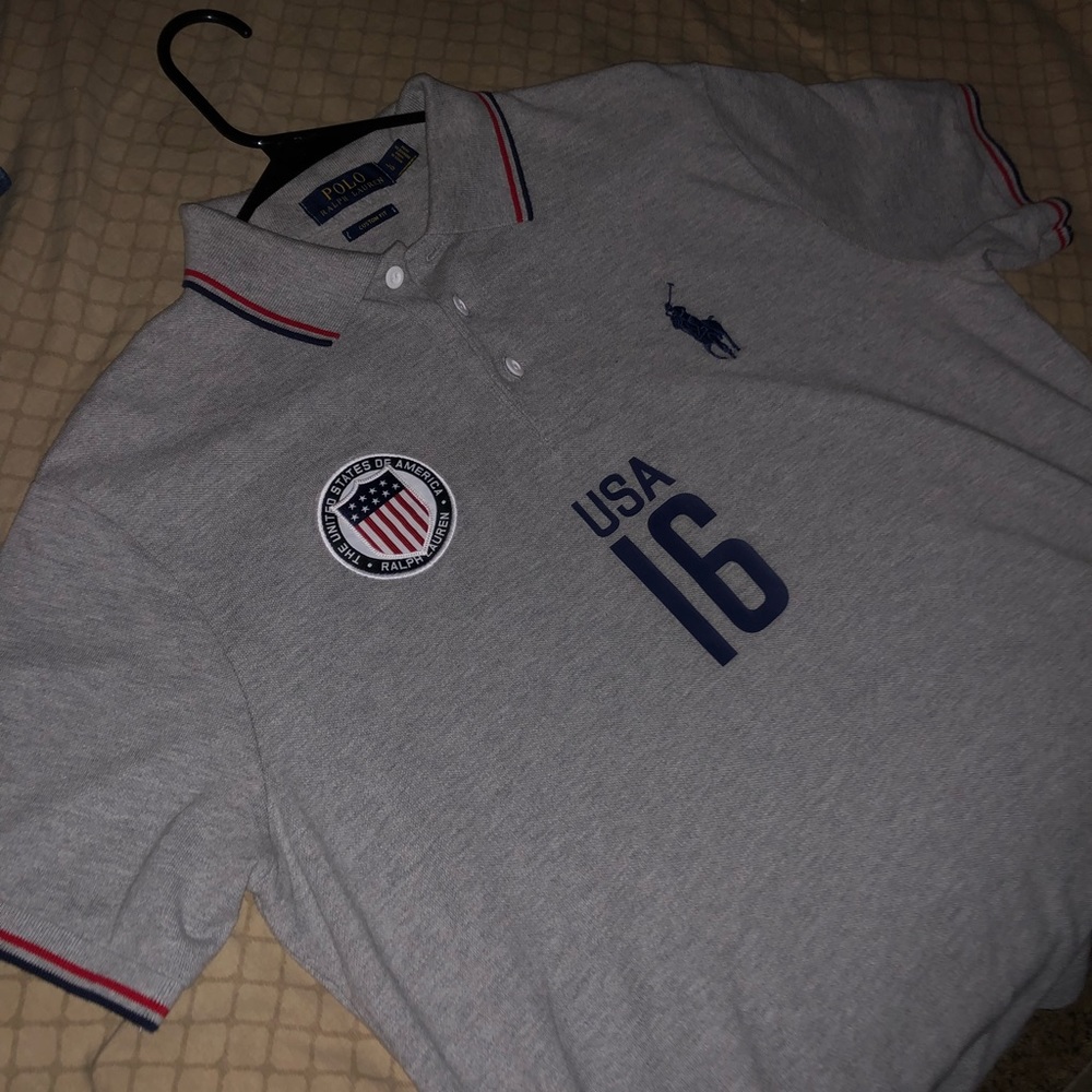 Men’s slim fit polo